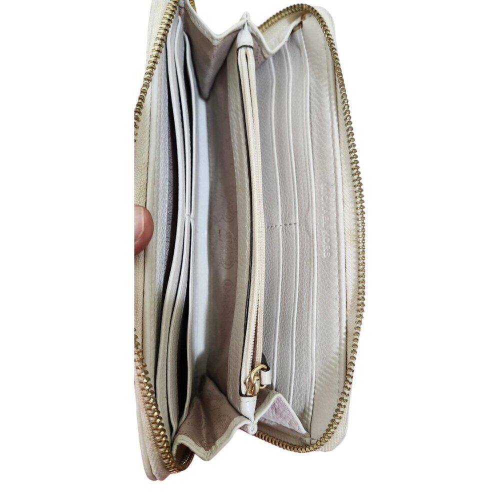 Michael Kors Off White Zip Around Jet Set Large Wallet - Picture 3 of 7